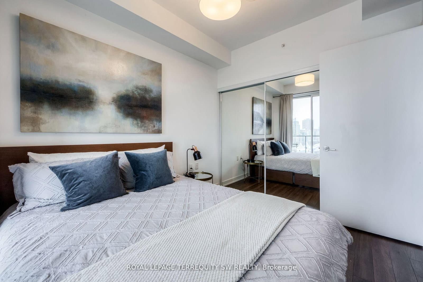 10 Park Lawn Road, Unit 1208 thumbnail 8