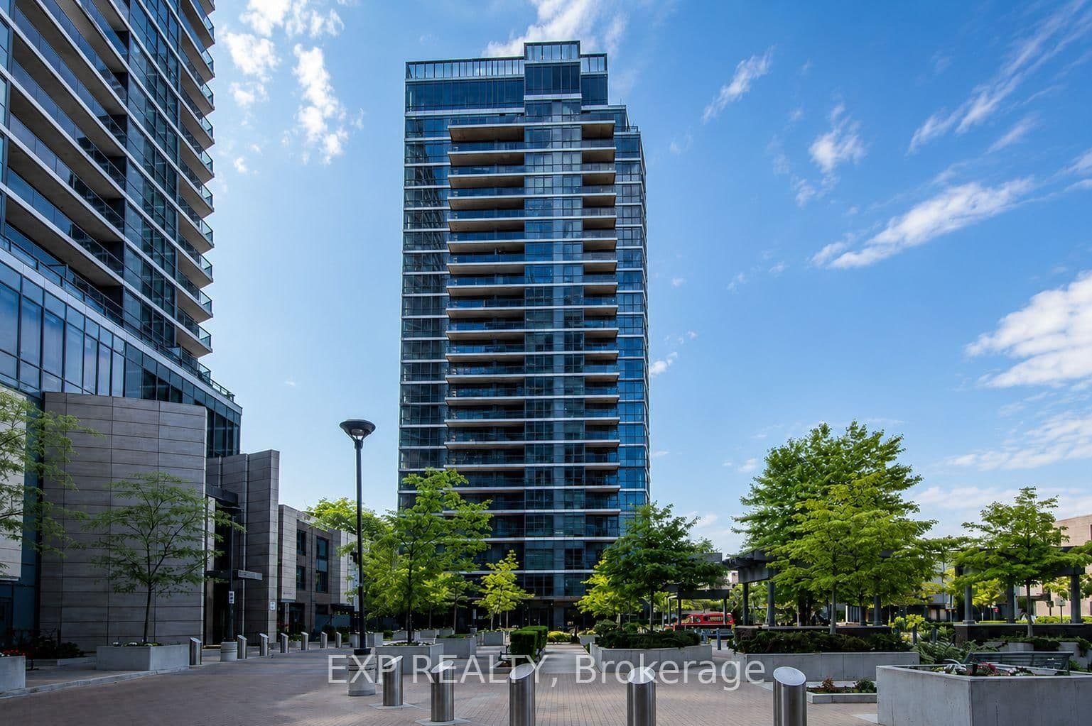 1 Valhalla Inn Road, Unit 1807 - Image 1