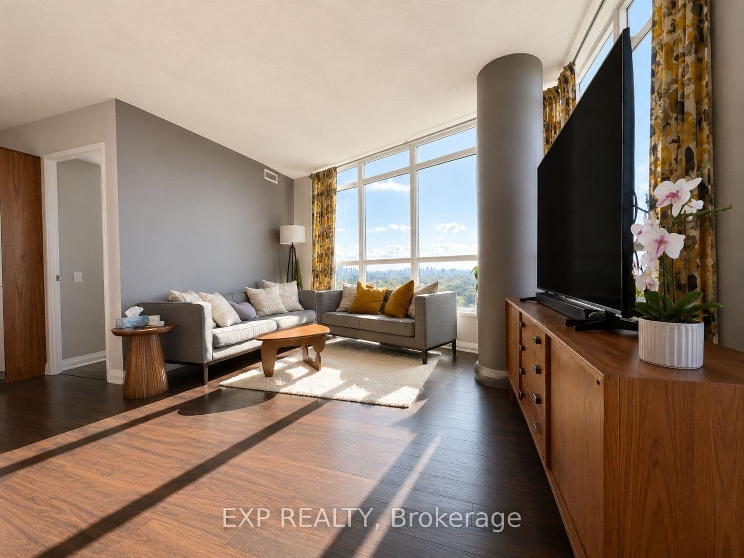 1 Valhalla Inn Road, Unit 1807 thumbnail 3