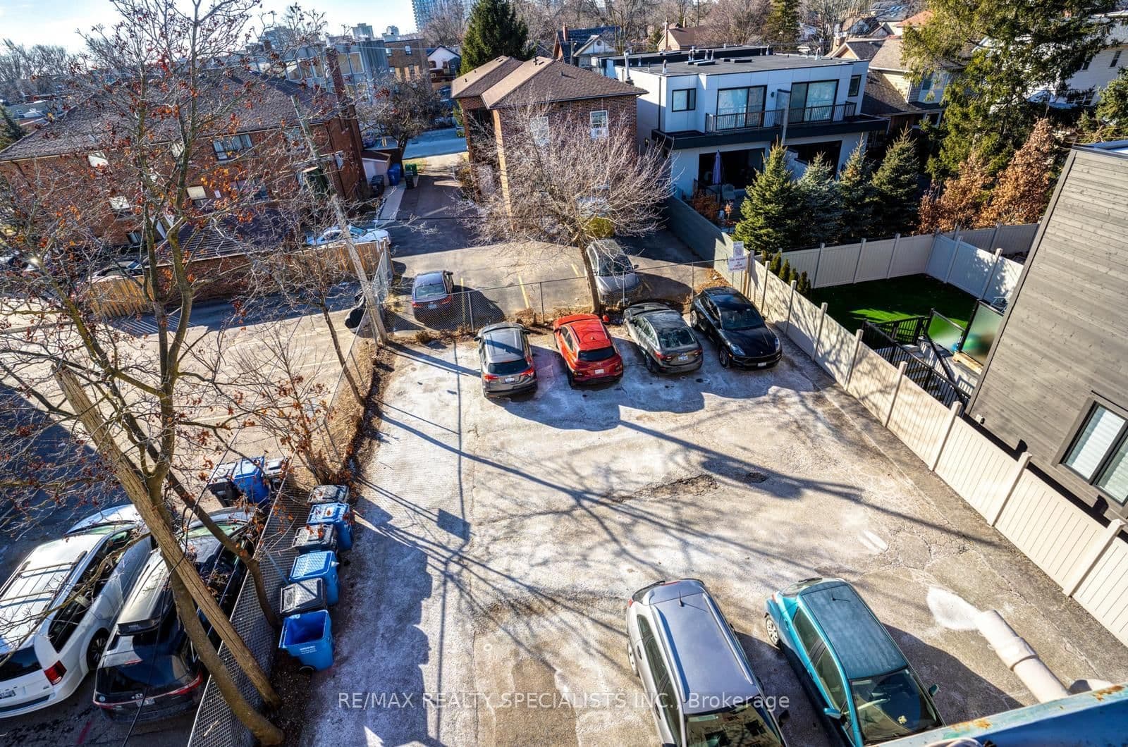 6 Brant Avenue thumbnail 33