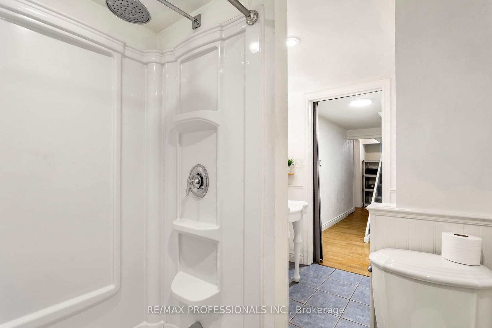1364 Islington Avenue thumbnail 37