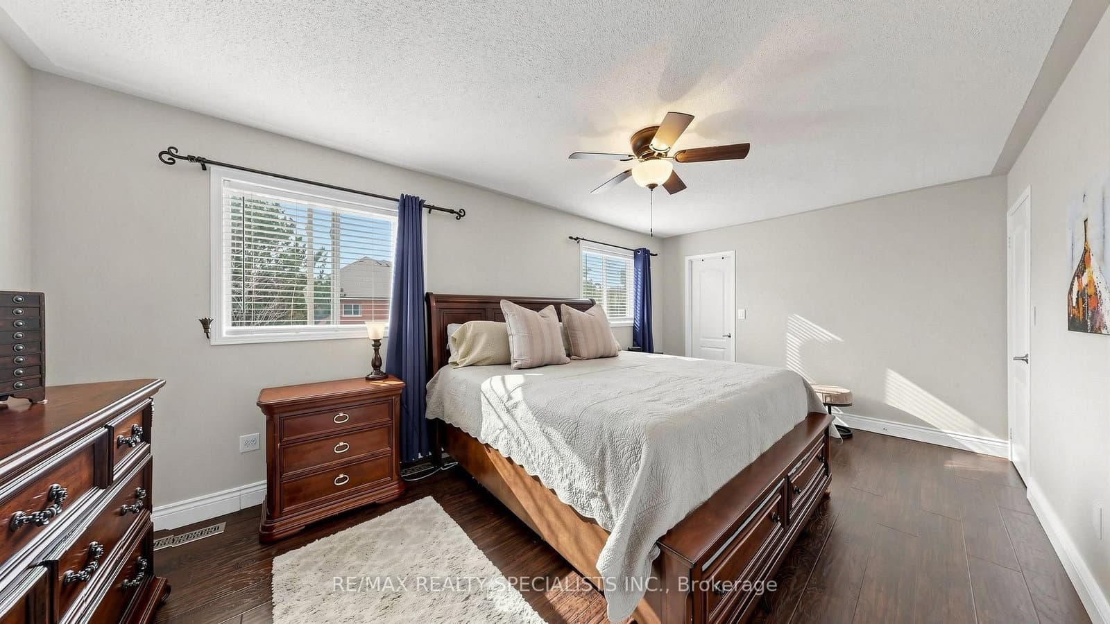 176 Royal Valley Drive thumbnail 32