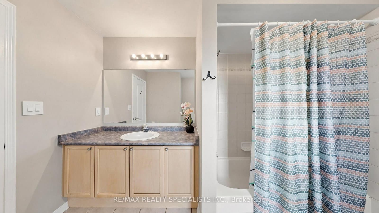 176 Royal Valley Drive thumbnail 39