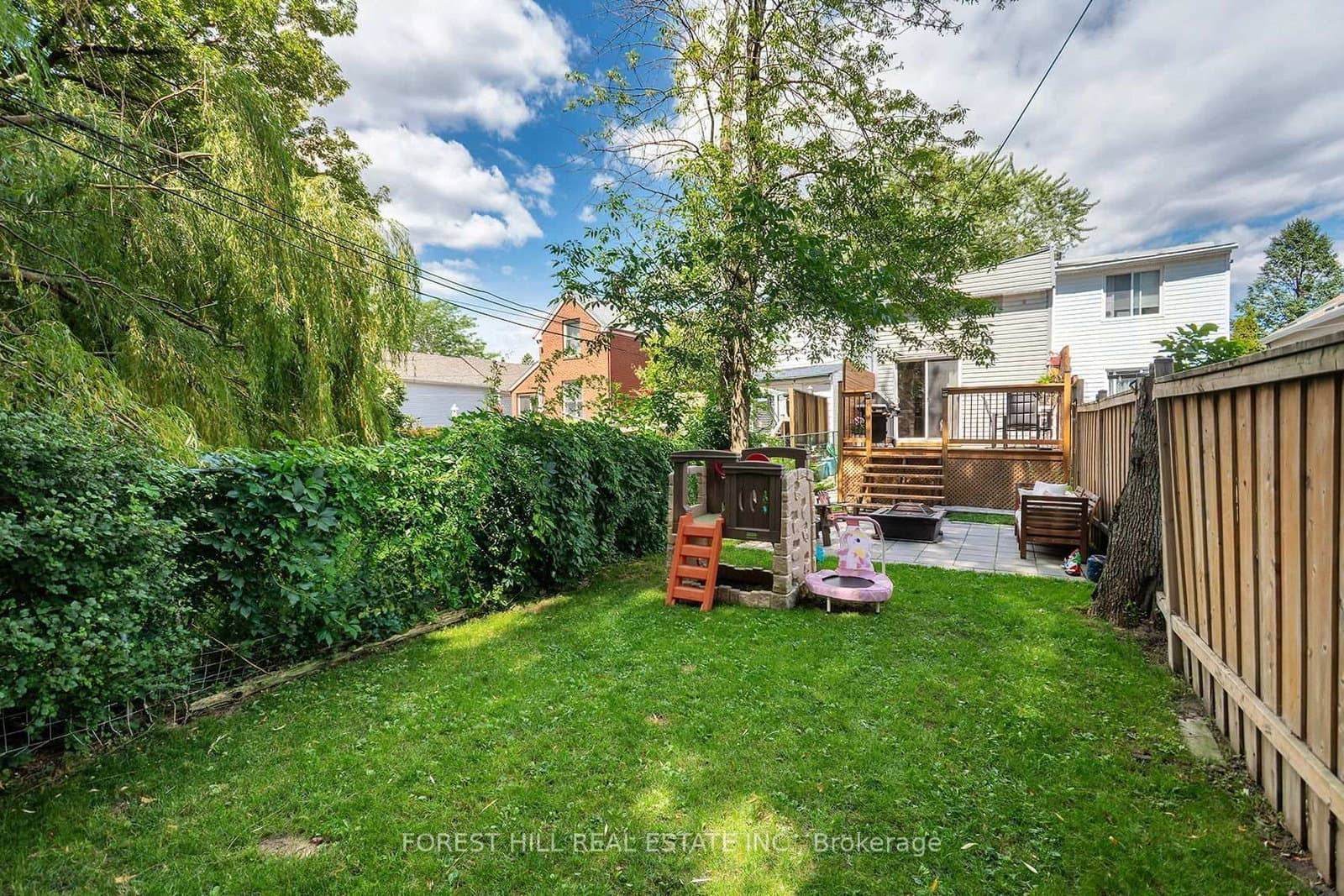55 Vanevery Street thumbnail 34