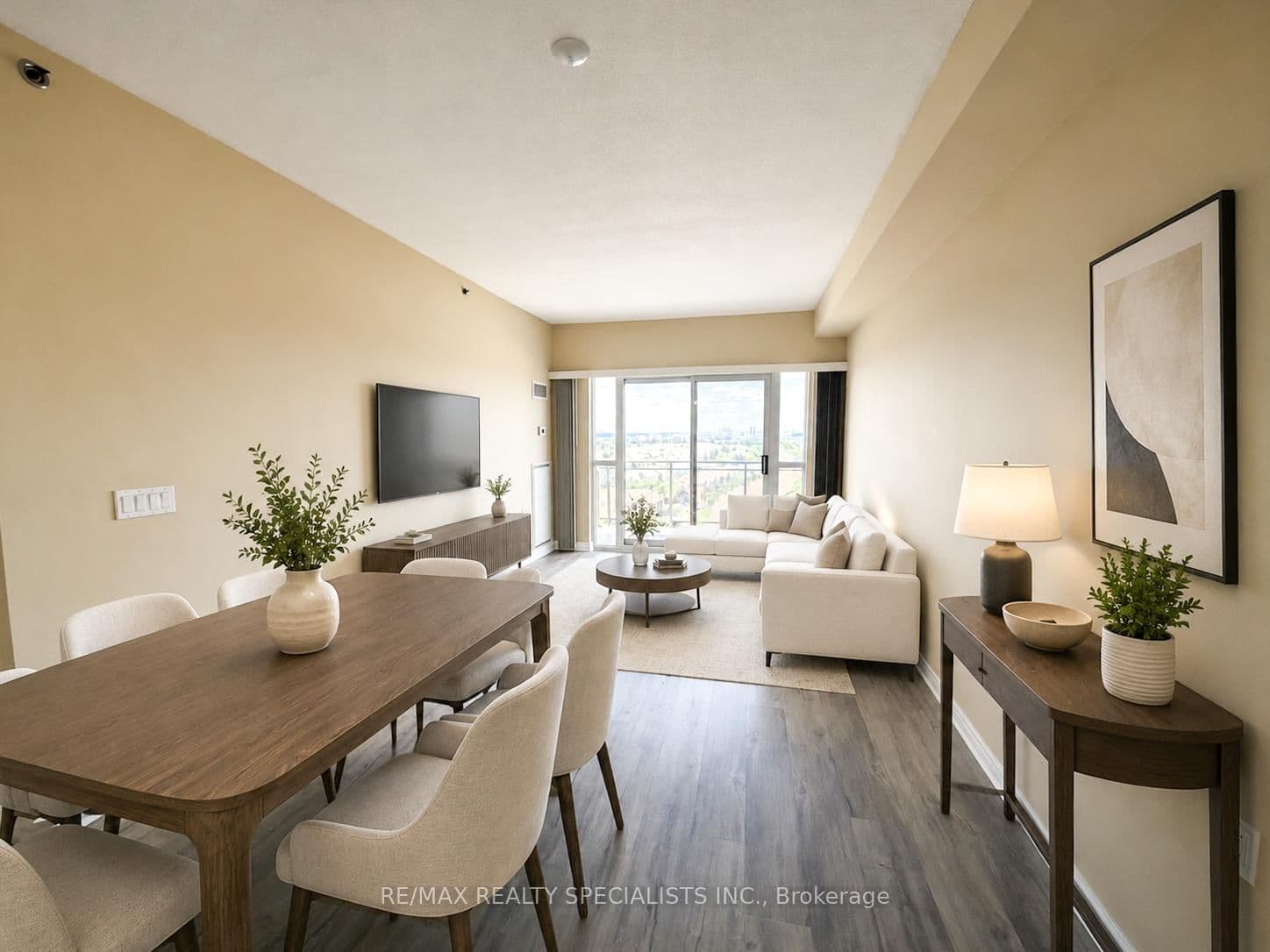 810 Scollard Court, Unit 1007 thumbnail 15