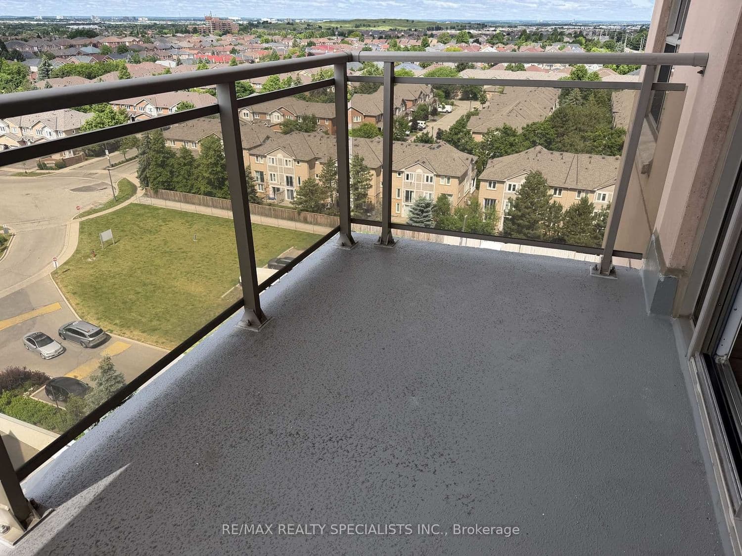 810 Scollard Court, Unit 1007 thumbnail 26