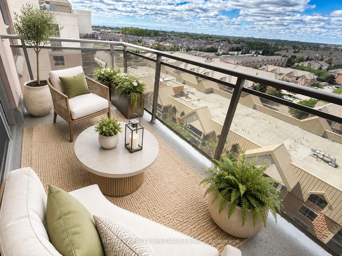 810 Scollard Court, Unit 1007 thumbnail 28