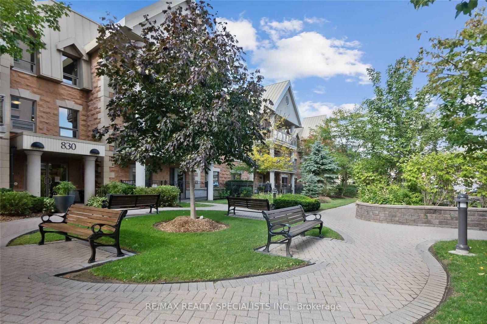 810 Scollard Court, Unit 1007 thumbnail 36