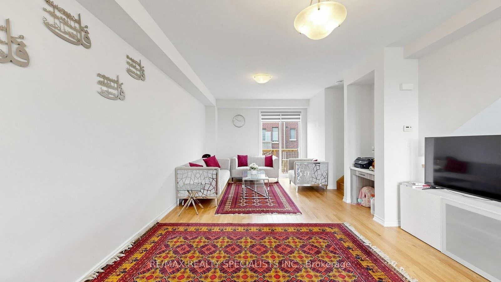 14 BRETLON Street thumbnail 9