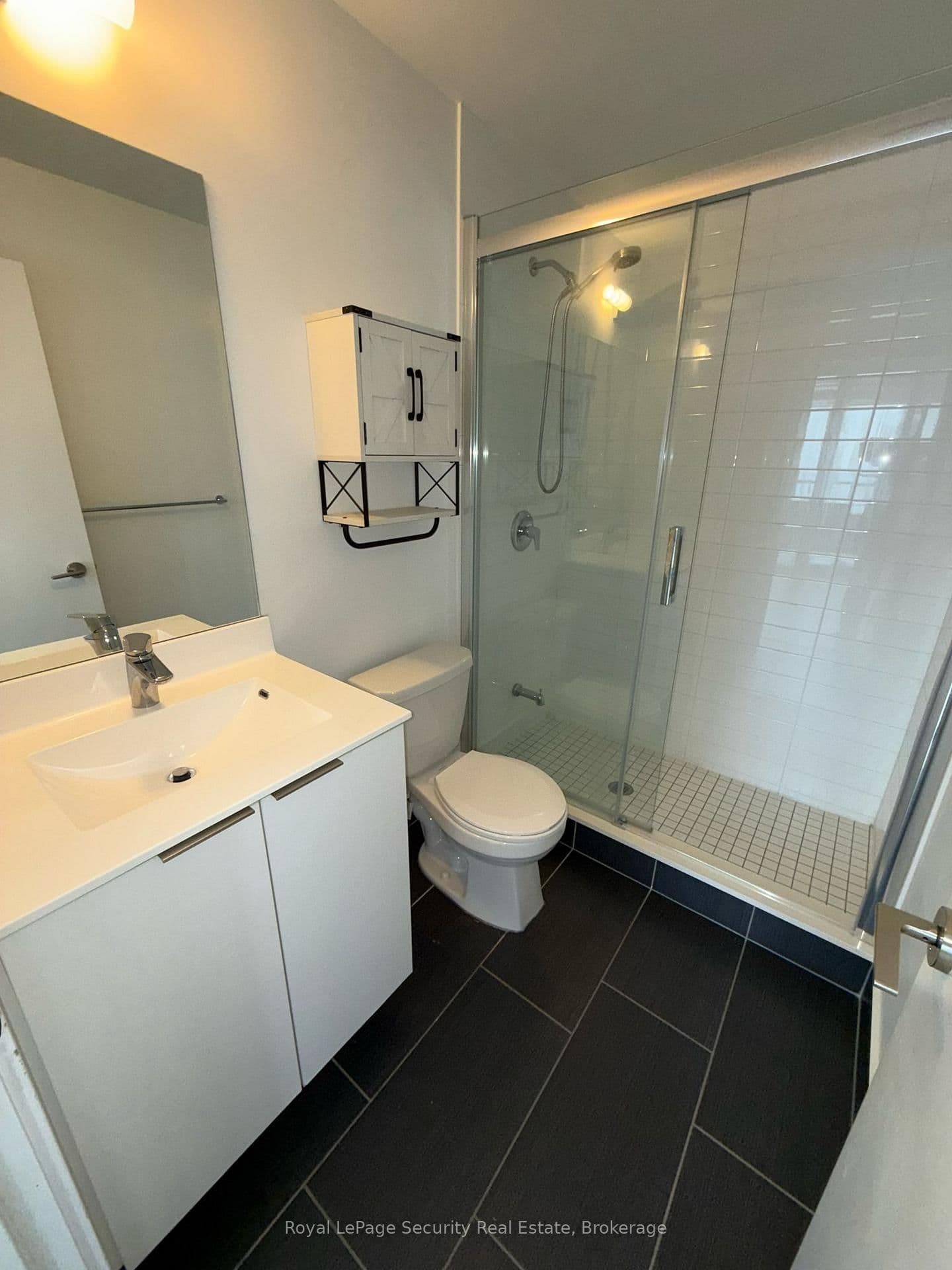 30 Shore Breeze Drive, Unit 1916 thumbnail 10