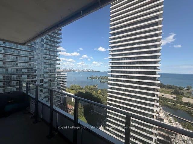 30 Shore Breeze Drive, Unit 1916 thumbnail 25