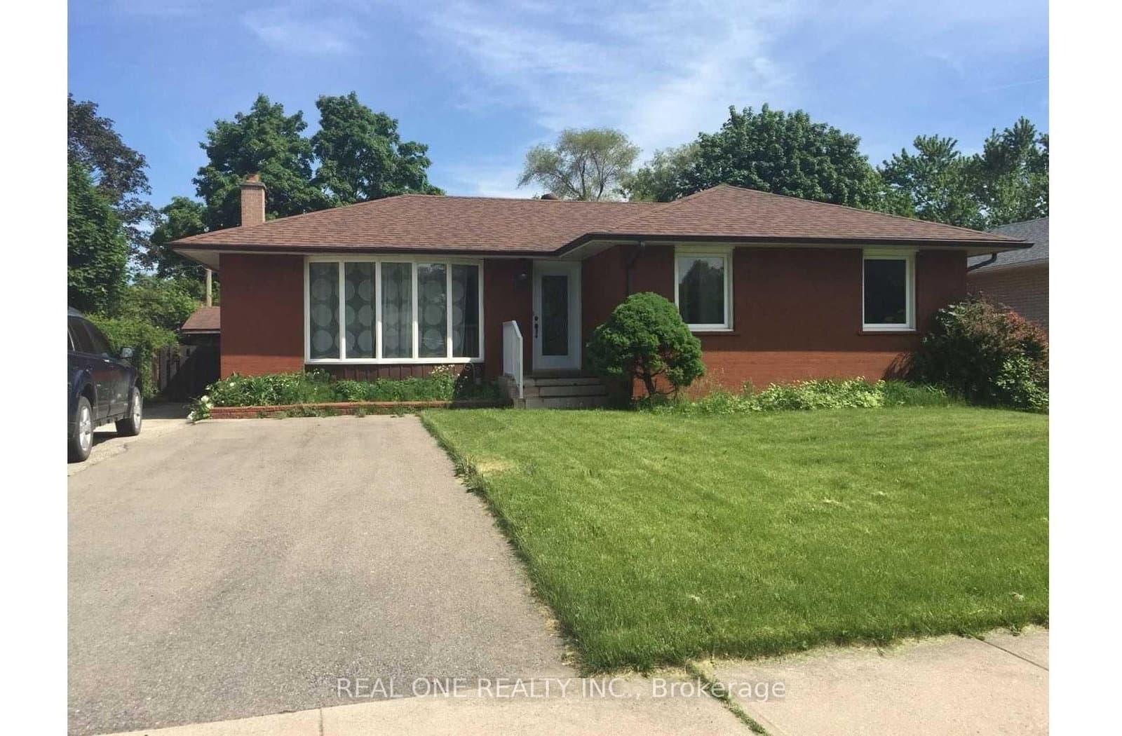 58 Sewell Drive, Unit Bsmt Room 1 - Image 1