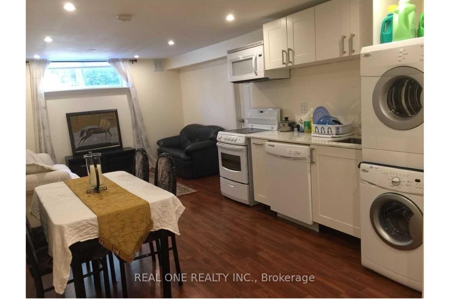 58 Sewell Drive, Unit Bsmt Room 1 thumbnail 4