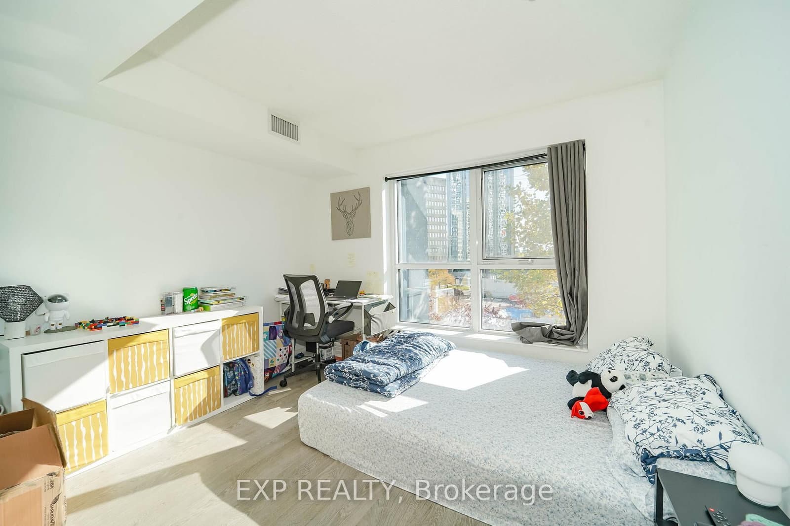 7 Mabelle Avenue, Unit 308A thumbnail 10