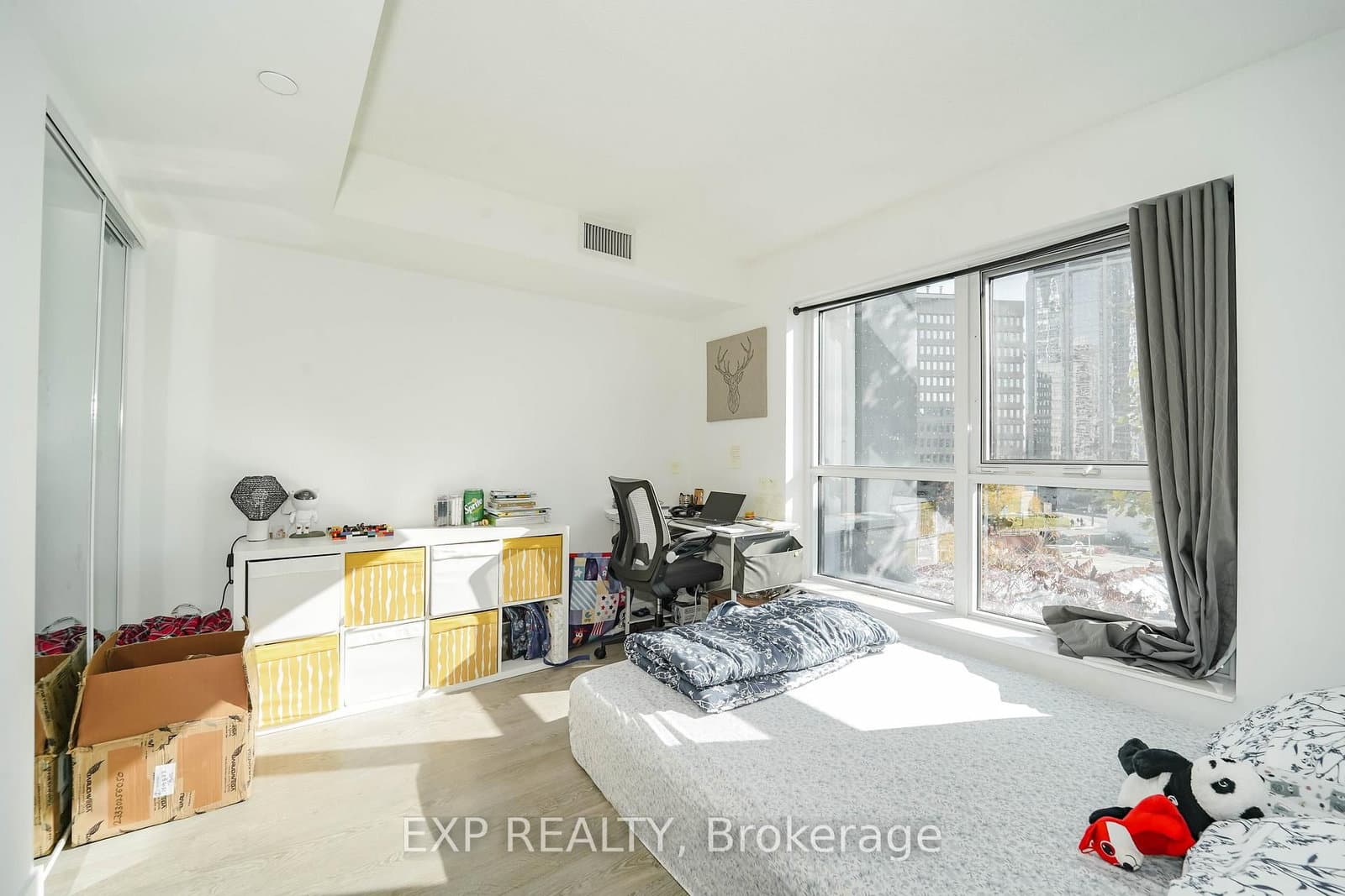 7 Mabelle Avenue, Unit 308A thumbnail 11