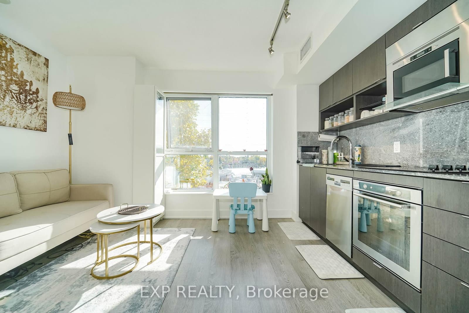 7 Mabelle Avenue, Unit 308A thumbnail 6