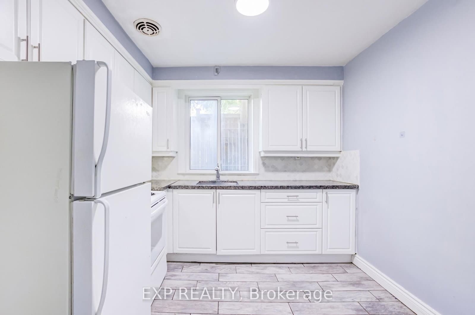 767 Marlee Avenue, Unit Lower thumbnail 4