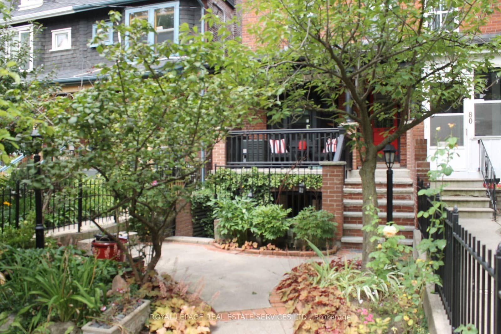 82 Galley Avenue, Unit Lower L thumbnail 2