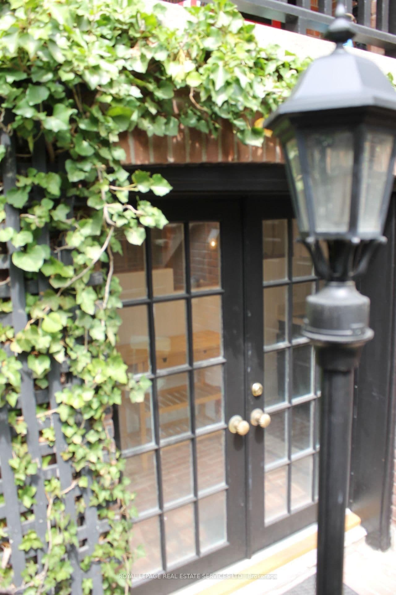 82 Galley Avenue, Unit Lower L thumbnail 22