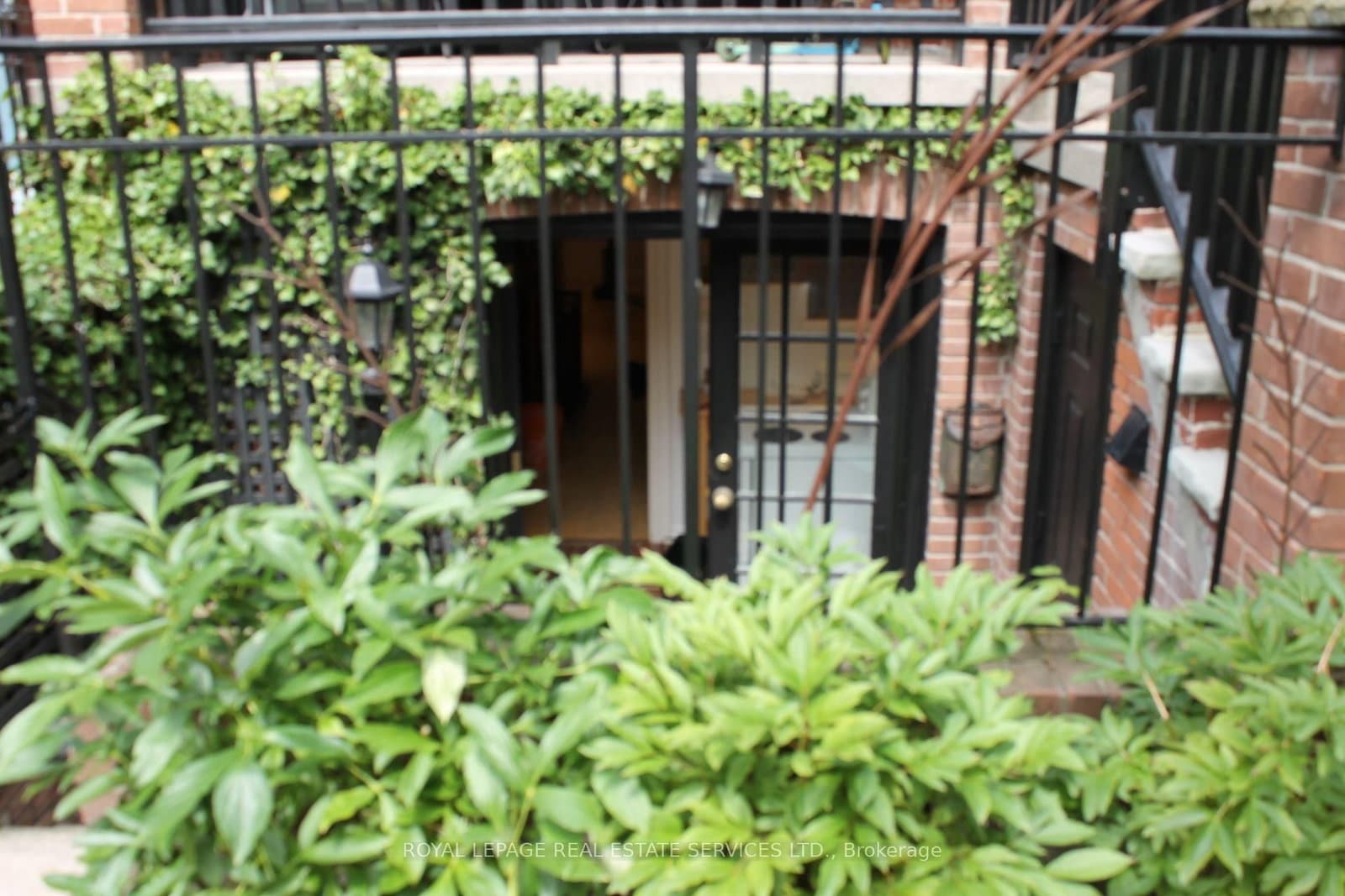 82 Galley Avenue, Unit Lower L thumbnail 3
