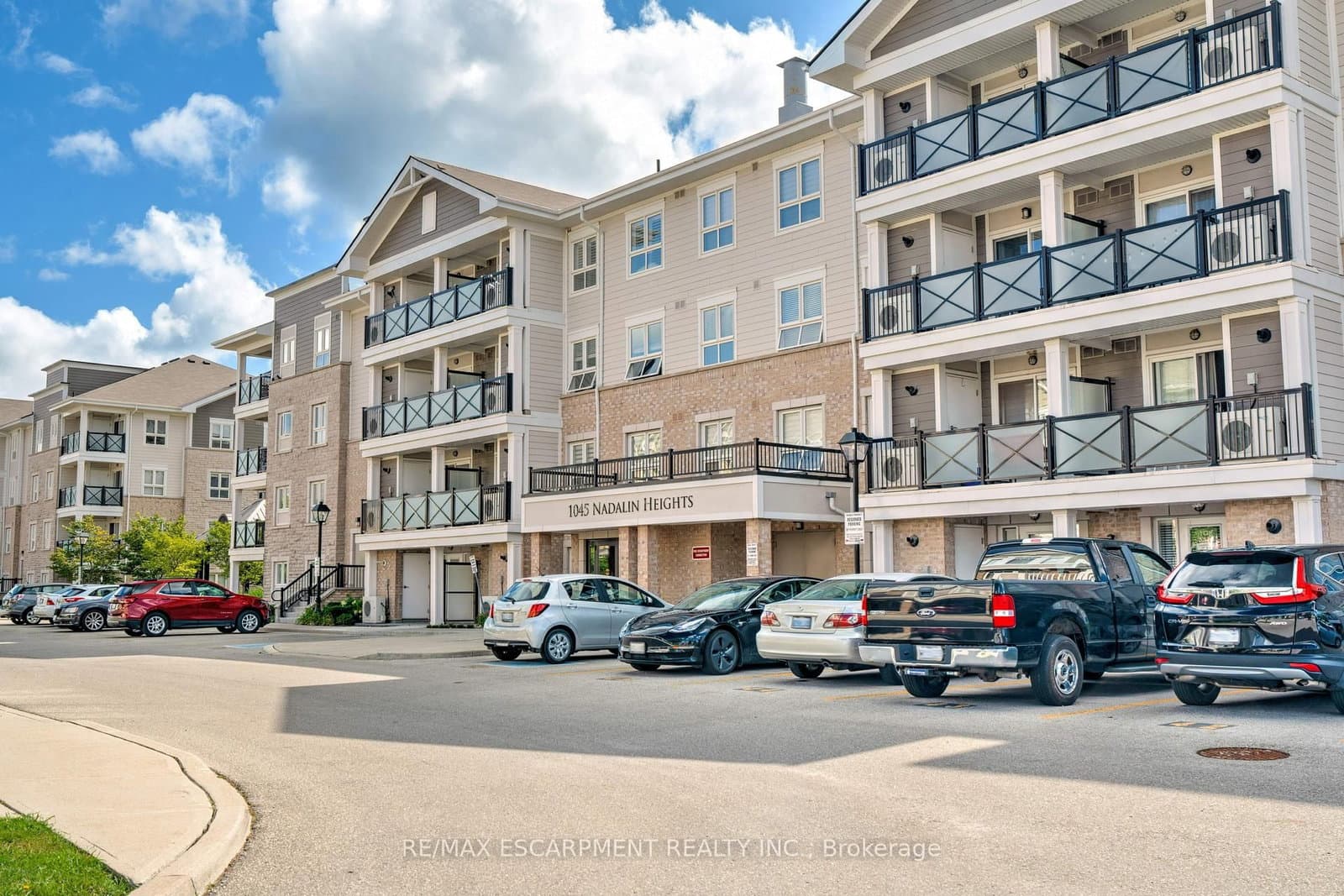 1045 Nadalin Heights, Unit 406