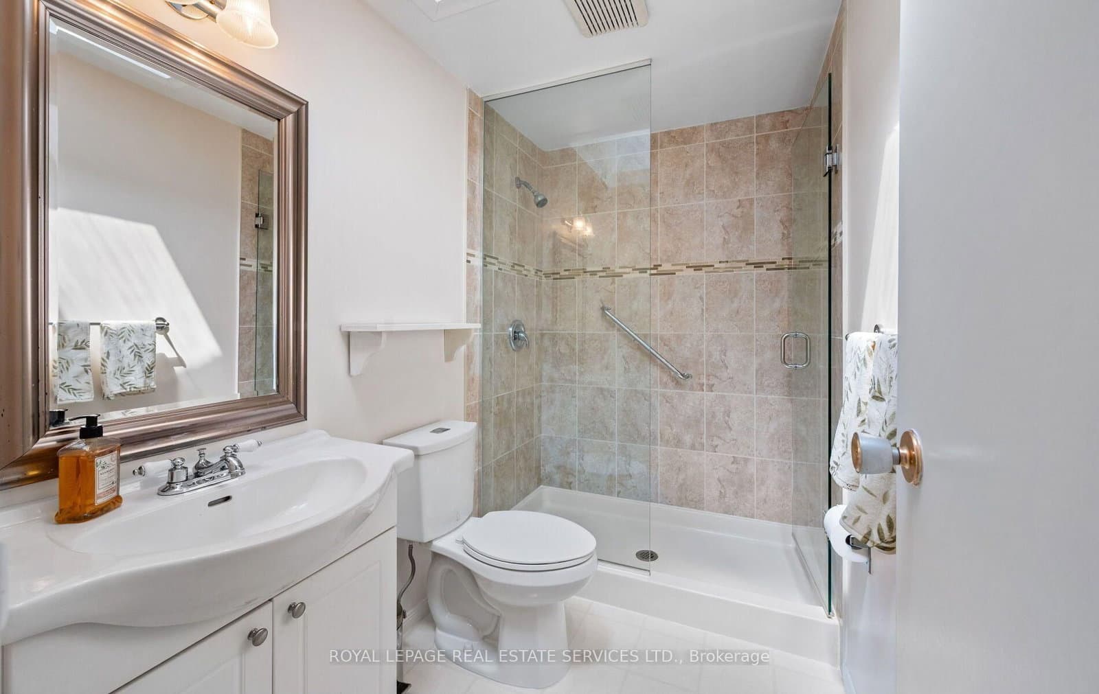 20 Glengrove Court thumbnail 32
