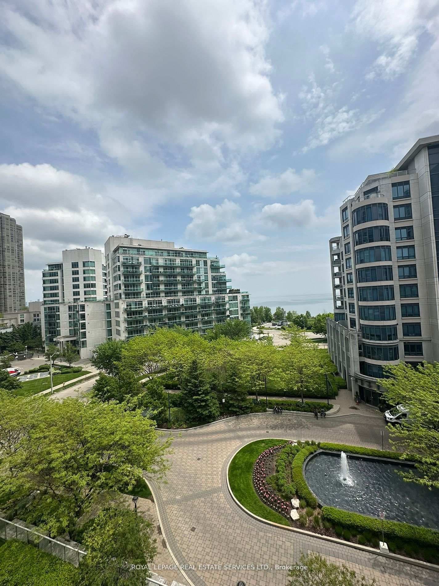 2083 W Lake Shore Boulevard, Unit 511 thumbnail 10