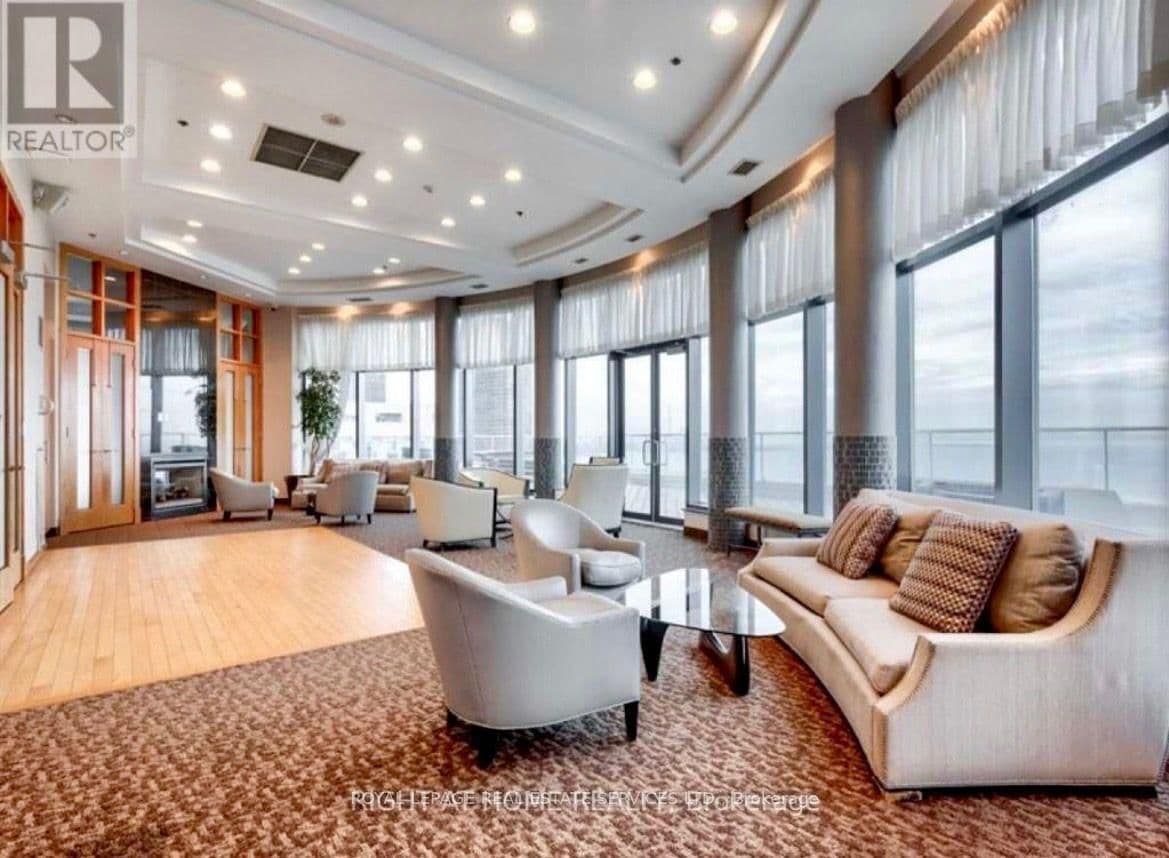 2083 W Lake Shore Boulevard, Unit 511 thumbnail 20