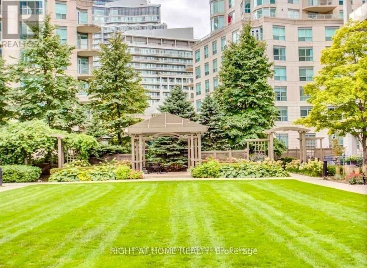 2083 W Lake Shore Boulevard, Unit 511 thumbnail 23