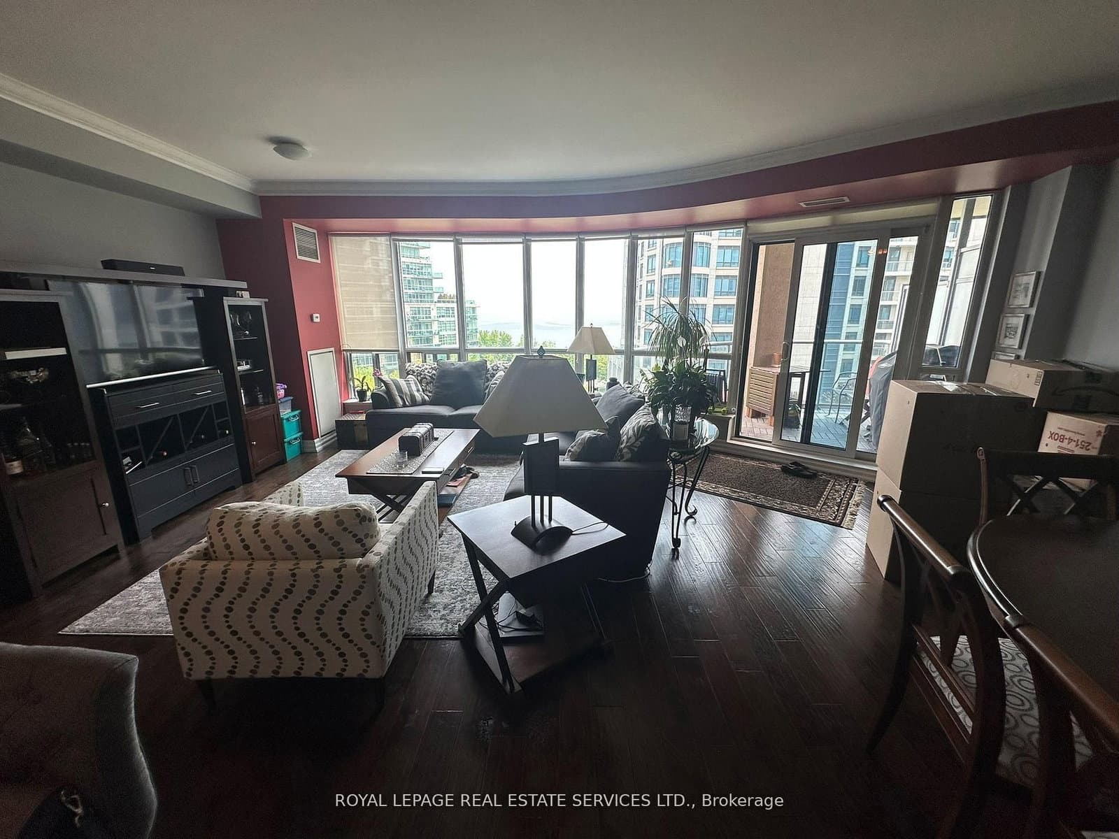 2083 W Lake Shore Boulevard, Unit 511 thumbnail 4