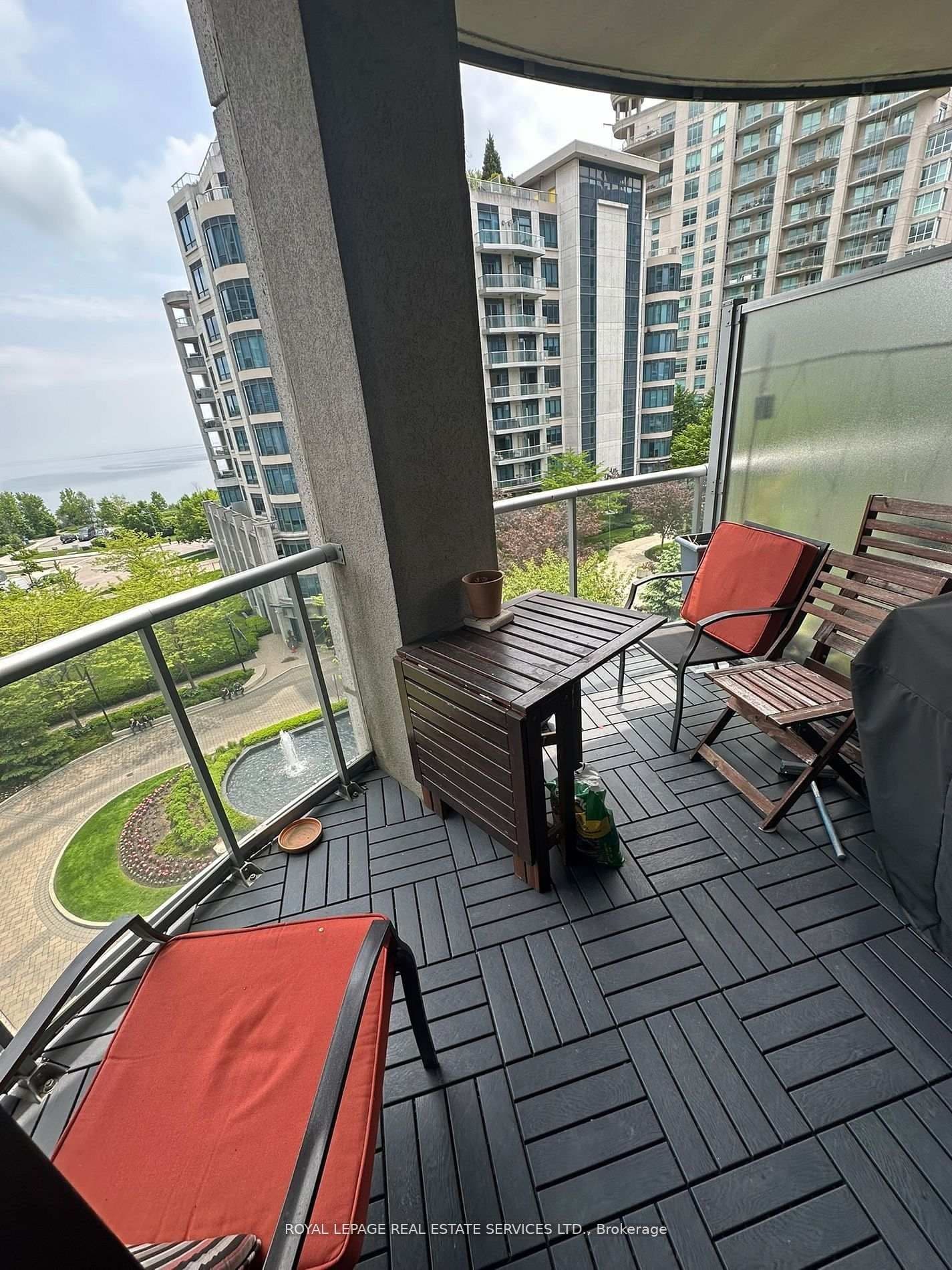 2083 W Lake Shore Boulevard, Unit 511 thumbnail 9
