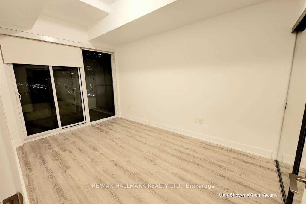 30 Shore Breeze Drive, Unit 922 thumbnail 10
