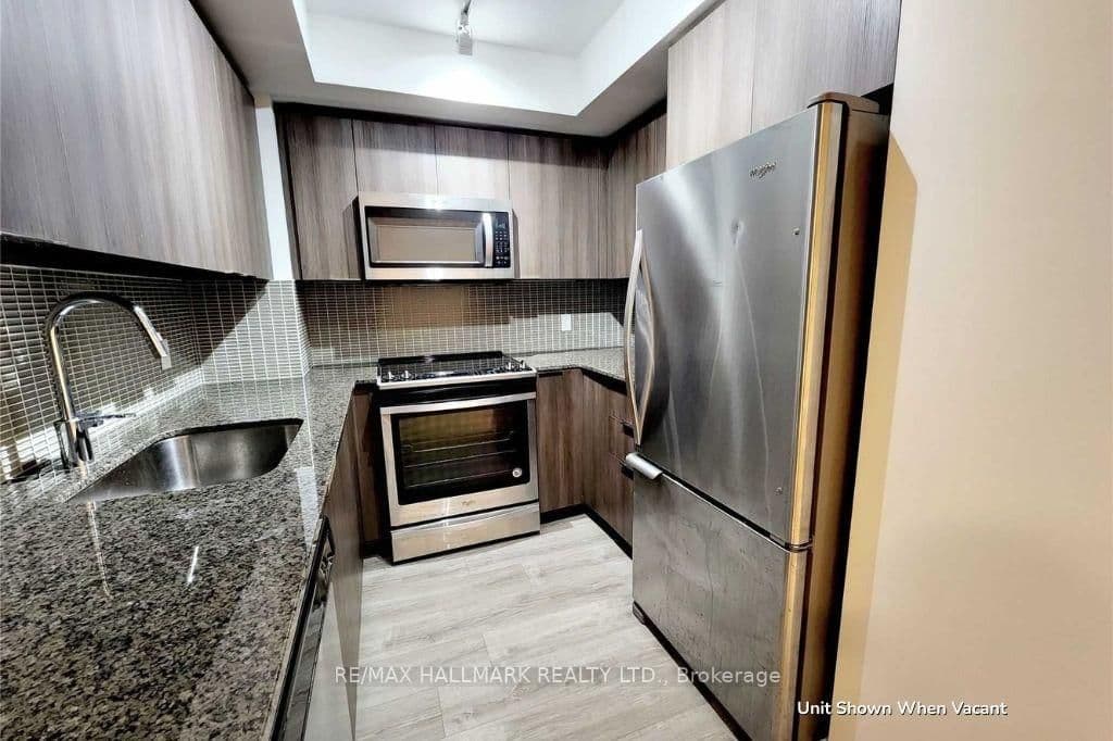 30 Shore Breeze Drive, Unit 922 thumbnail 4