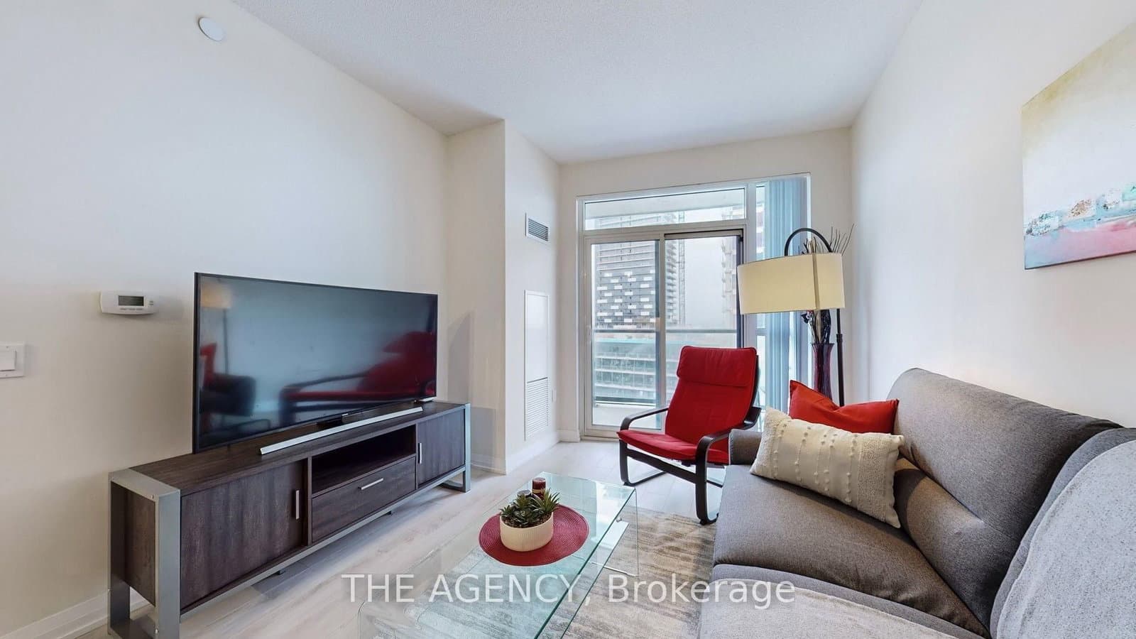 35 Watergarden Drive, Unit 820 thumbnail 11