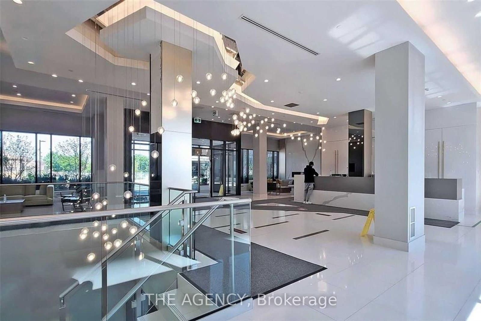 35 Watergarden Drive, Unit 820 thumbnail 5