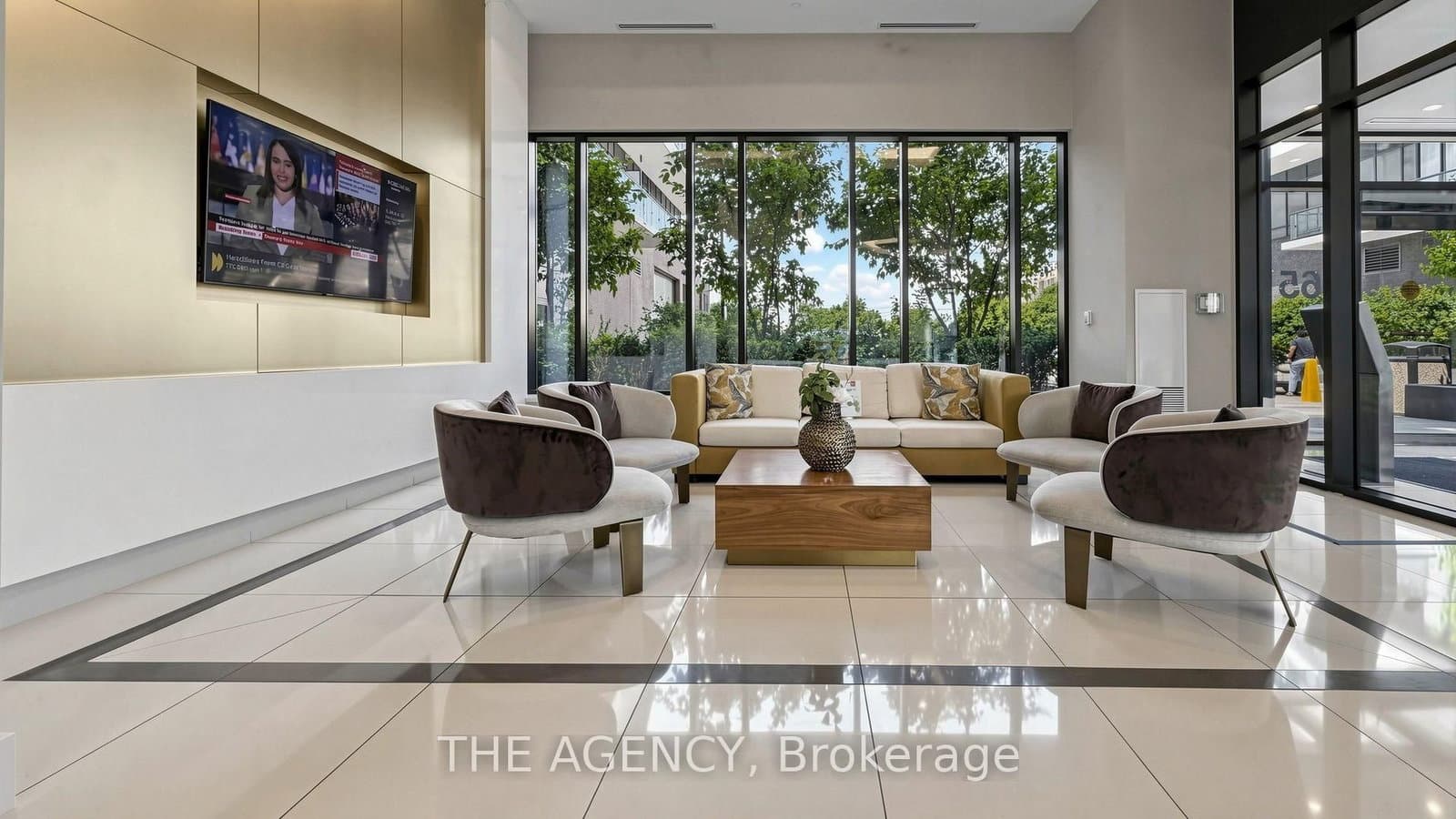 35 Watergarden Drive, Unit 820 thumbnail 7