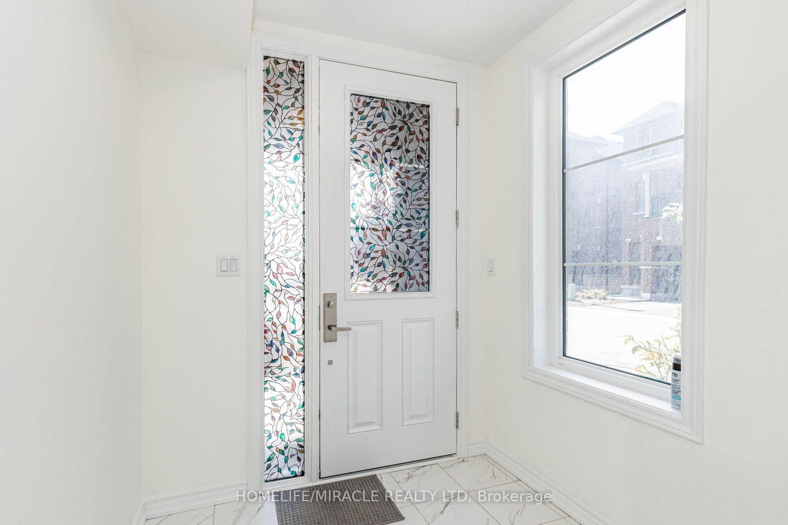 32 Arcola Street thumbnail 4