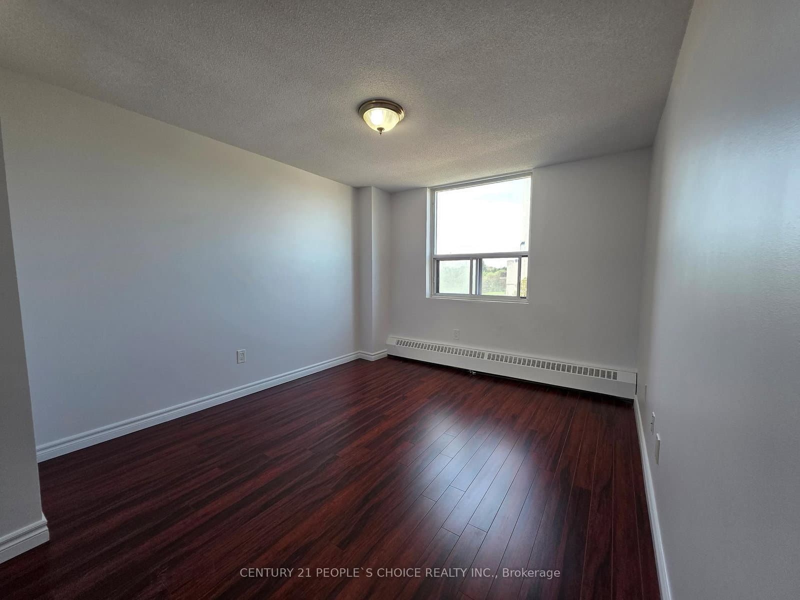 3390 Weston Road, Unit 301 thumbnail 13