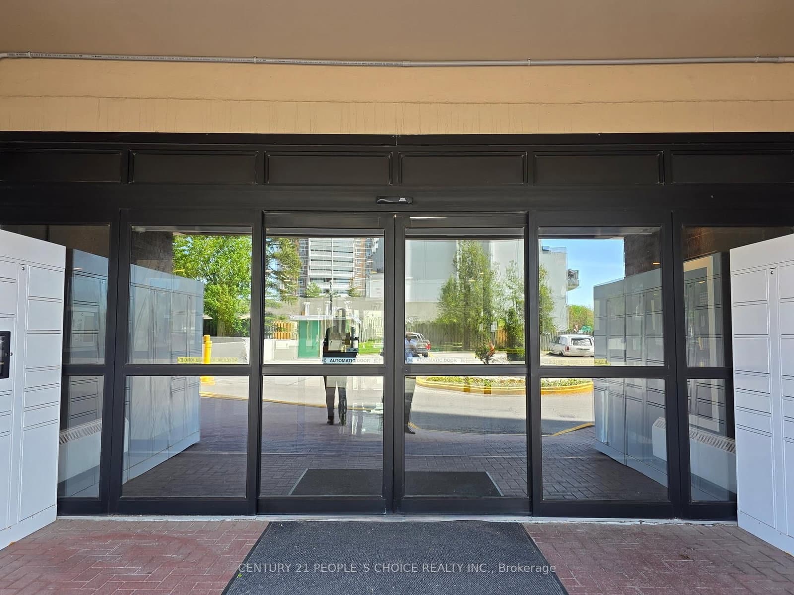 3390 Weston Road, Unit 301 thumbnail 5