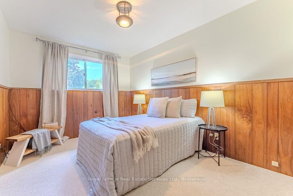 668 Maclaren Drive thumbnail 22