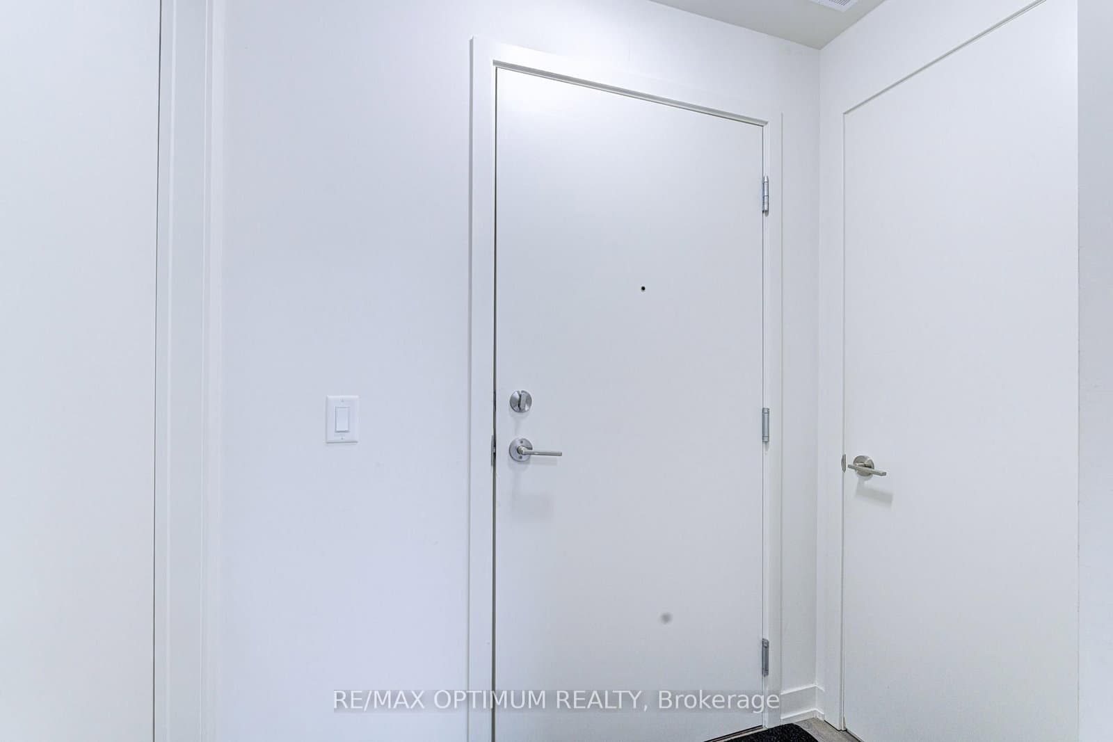 58 Sky Harbour Drive, Unit 108 thumbnail 8
