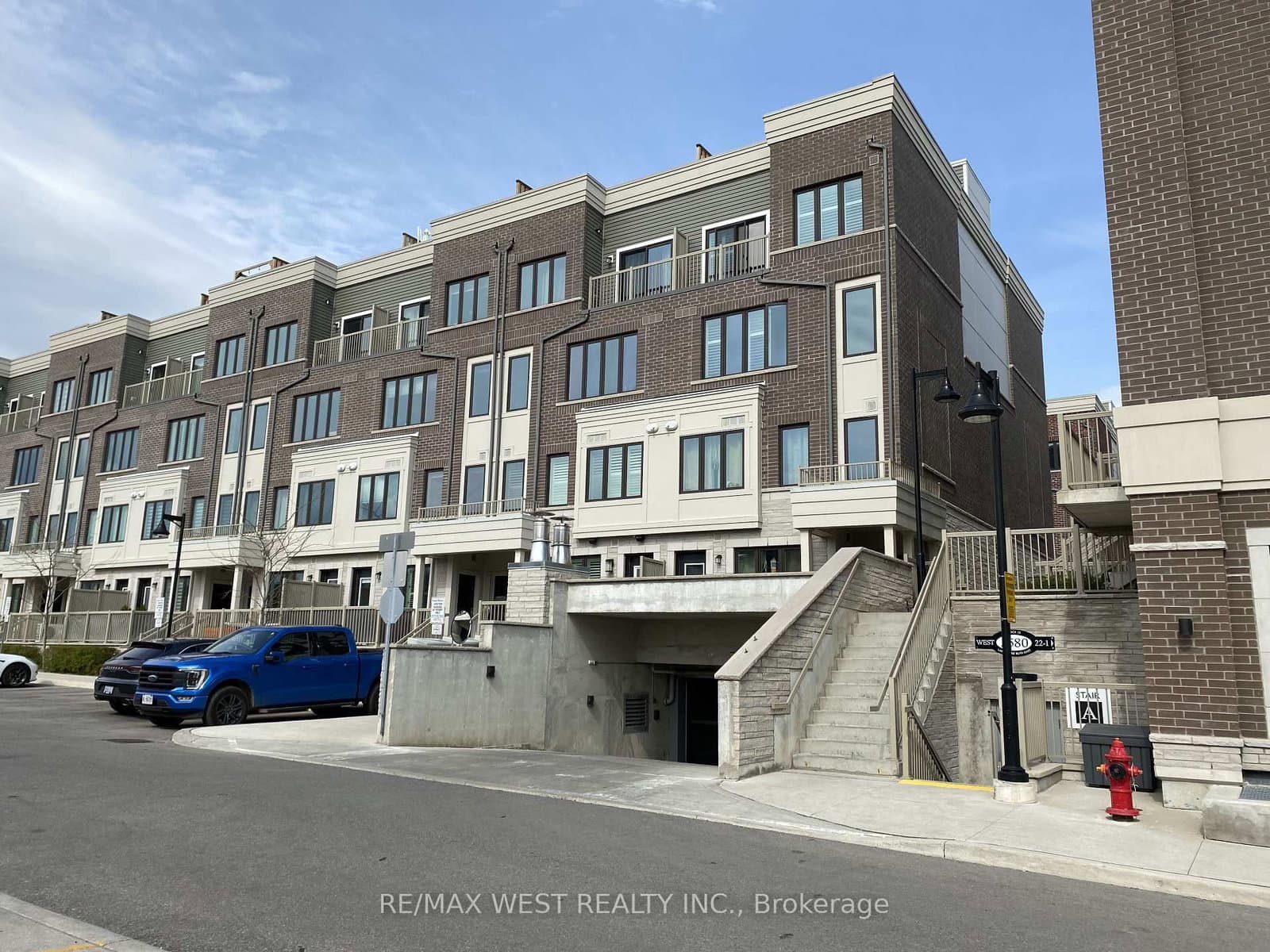 95 Eastwood Park Gardens, Unit 18 - Image 1