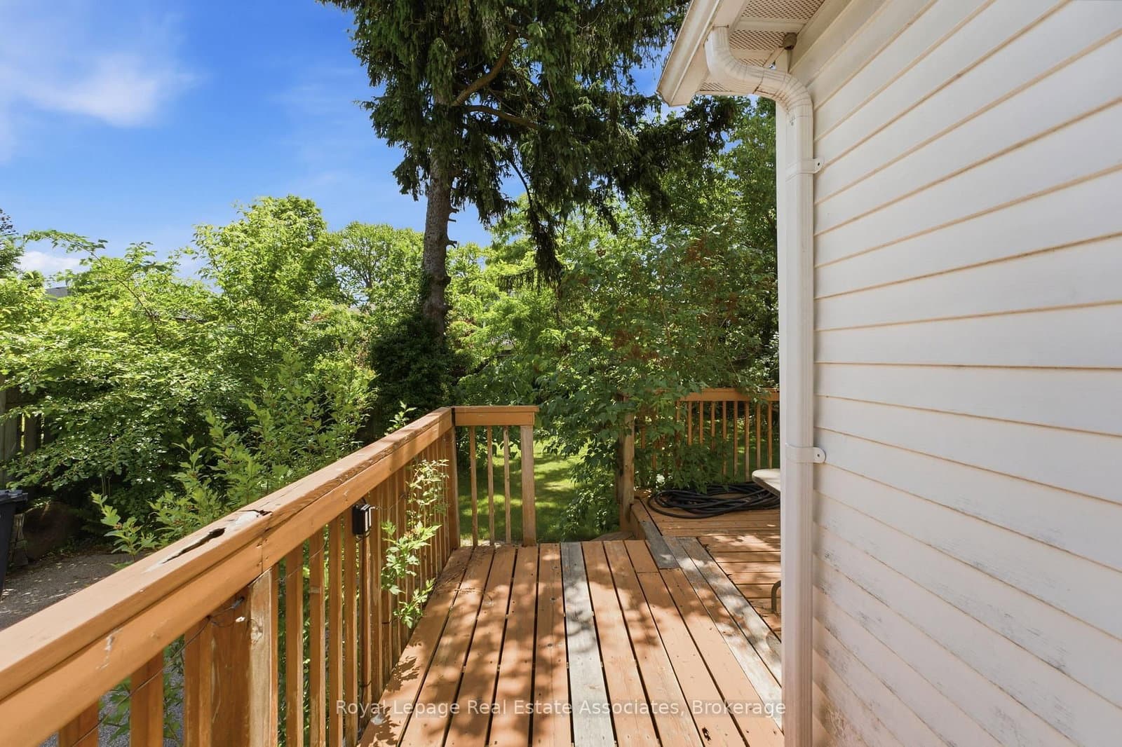 64 Eaglewood Boulevard thumbnail 20