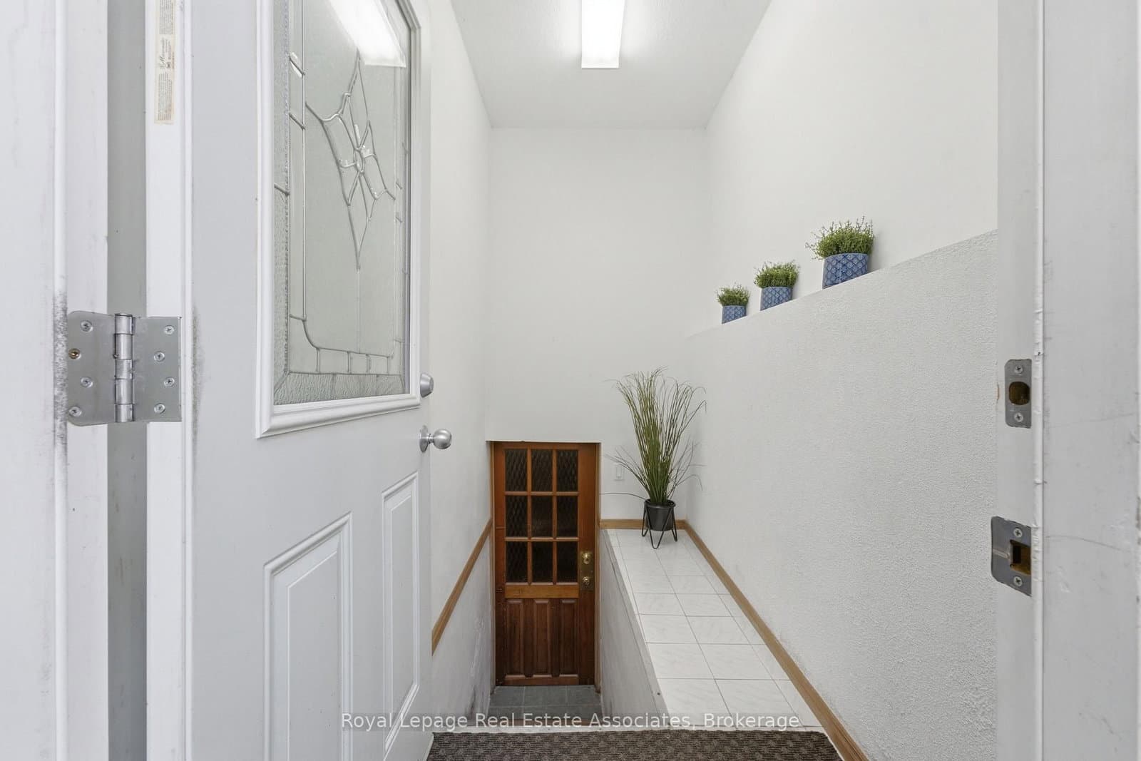 64 Eaglewood Boulevard thumbnail 21