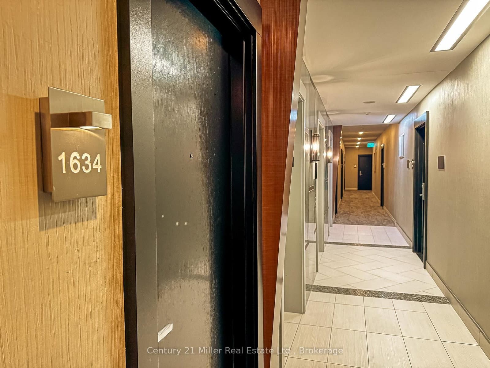 165 Legion Road N, Unit 1634 thumbnail 18