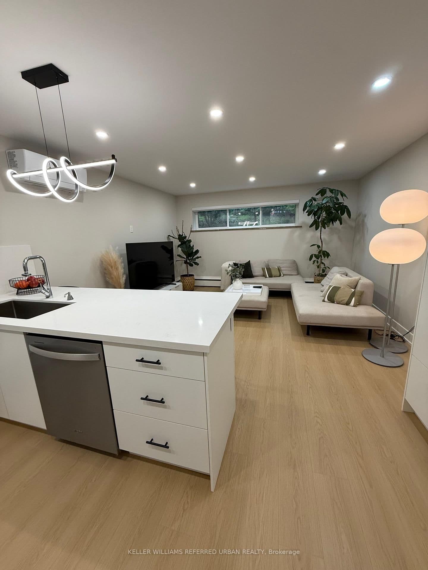 27 Cannon Road, Unit 6 thumbnail 4