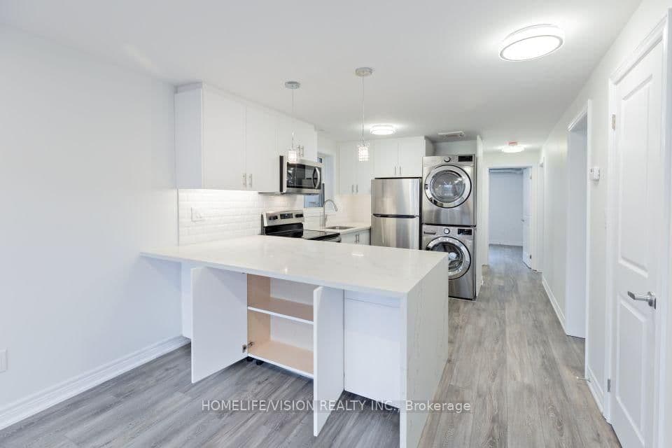 391 Royal York Road thumbnail 3