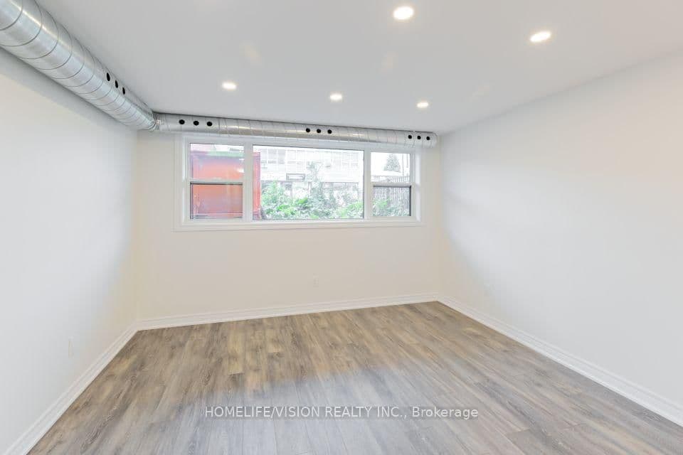 391 Royal York Road thumbnail 5
