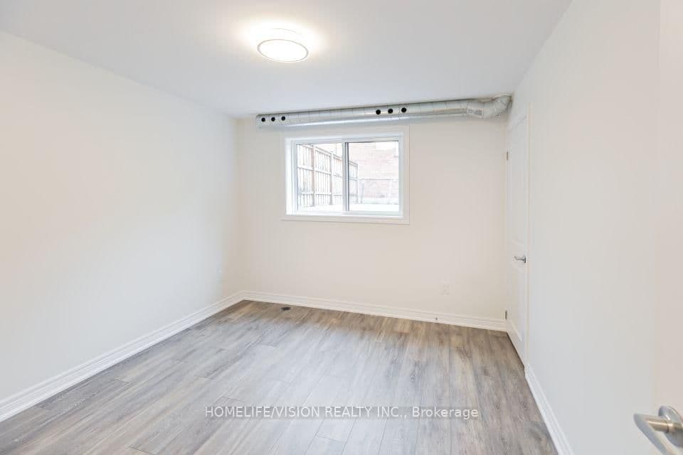391 Royal York Road thumbnail 6