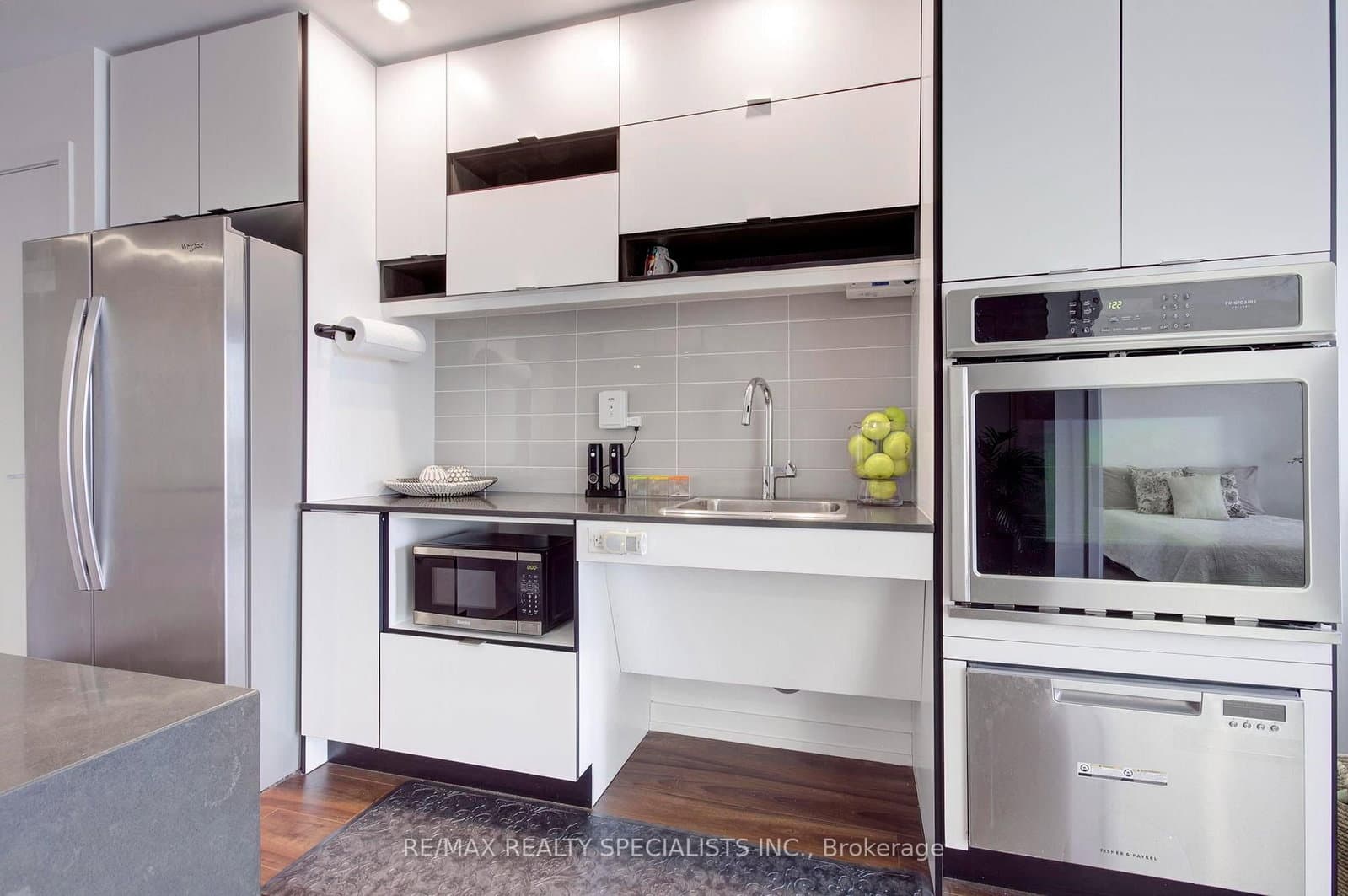 4065 Confederation Parkway, Unit 1611 thumbnail 10